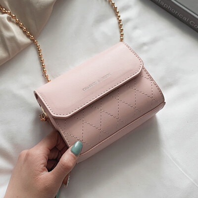 On the new female 2019 summer new wave Korean version of Joker Messenger bag chain shoulder bag fashion small square bag
On the new female 2019 summer new wave Korean version of Joker Messenger bag chain shoulder bag fashion small square bag