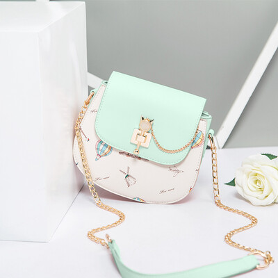 Summer ins small womens bag 2019 tide Korean students shoulder chain messenger bag Joker fashion
Summer ins small womens bag 2019 tide Korean students shoulder chain messenger bag Joker fashion