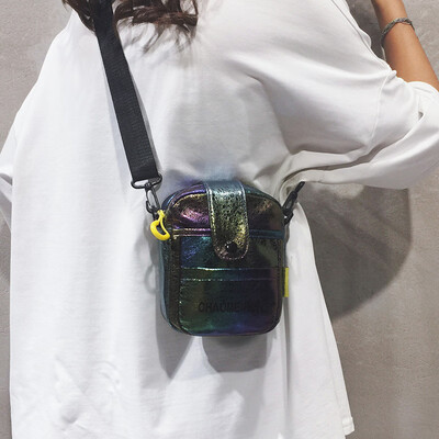 Mini on the new small bag handbags new 2019 Korean version of the female Messenger bag wild ins super fire student small square bag
Mini on the new small bag handbags new 2019 Korean version of the female Messenger bag wild ins super fire student small square bag