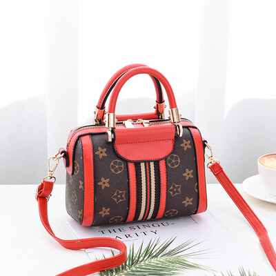 Ins small bag female 2018 new wave Korean version of the printed pillow bag wild handbag mini shoulder Messenger bag
Ins small bag female 2018 new wave Korean version of the printed pillow bag wild handbag mini shoulder Messenger bag