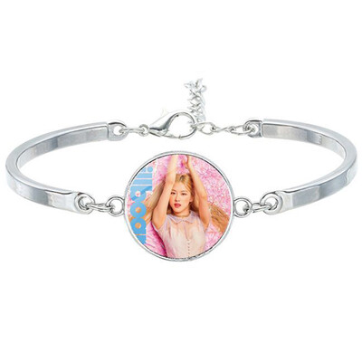KPOP BLACKPINK Same paragraph Retro Punk Style Woven Bracelet Creative Simple Metal Button Bracelet
KPOP BLACKPINK Same paragraph Retro Punk Style Woven Bracelet Creative Simple Metal Button Bracelet