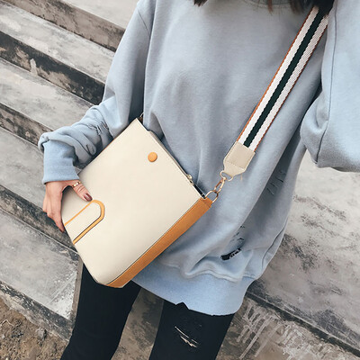 Tailored Woman Small Bag Wild Shoulder Bag Shoulder Bag Wide Shoulder Strap Messenger Bag
Tailored Woman Small Bag Wild Shoulder Bag Shoulder Bag Wide Shoulder Strap Messenger Bag