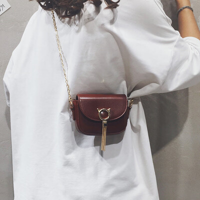 Summer small bag female 2019 new Korean version of the collision color wild small square bag fashion foreign gas chain slung small square bag
Summer small bag female 2019 new Korean version of the collision color wild small square bag fashion foreign gas chain slung small square bag