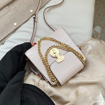 Casual new small bag female 2019 new Korean version of the stone pattern shoulder bag texture foreign gas ladies Messenger bag tide
Casual new small bag female 2019 new Korean version of the stone pattern shoulder bag texture foreign gas ladies Messenger bag tide