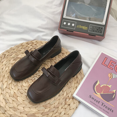 Ins retro chic small leather shoes female students a pedal Korean Joker bow English wind shoes 2019 spring
Ins retro chic small leather shoes female students a pedal Korean Joker bow English wind shoes 2019 spring
