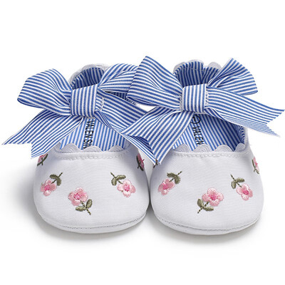 2018Embroidered princess shoes for toddler baby girls 2018 Spring autumn big bow soft sole High Quality shoes baby girlA
2018Embroidered princess shoes for toddler baby girls 2018 Spring autumn big bow soft sole High Quality shoes baby girlA