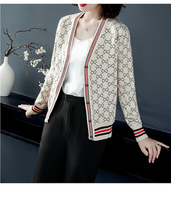 Cardigan sweater 2018 autumn wear Korean version of fashionable loose look thin autumn winter sweater womens coat
Cardigan sweater 2018 autumn wear Korean version of fashionable loose look thin autumn winter sweater womens coat