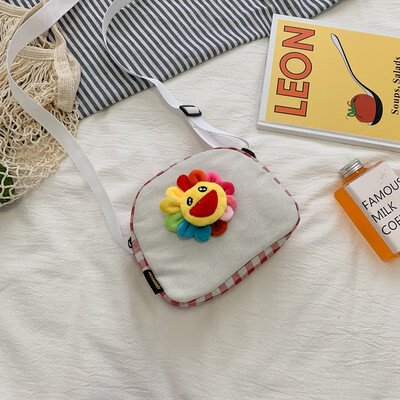 Cartoon cute colorful sun flower canvas bag 2019 new wild plaid shoulder bag fashion Messenger small square bag
Cartoon cute colorful sun flower canvas bag 2019 new wild plaid shoulder bag fashion Messenger small square bag