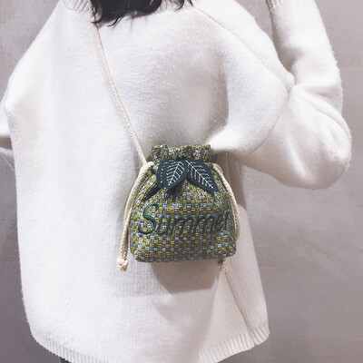 Weaving small bag handbags new 2019 Korean version of the wild mini bucket bag casual embroidery shoulder Messenger bag tide
Weaving small bag handbags new 2019 Korean version of the wild mini bucket bag casual embroidery shoulder Messenger bag tide