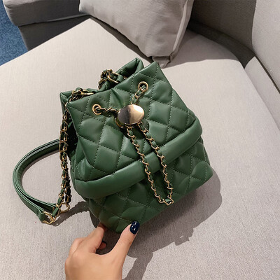 Rhomboid chain bag 2019 new female bag fashion retro oblique satchel early autumn simple network celebrity same bucket bag
Rhomboid chain bag 2019 new female bag fashion retro oblique satchel early autumn simple network celebrity same bucket bag