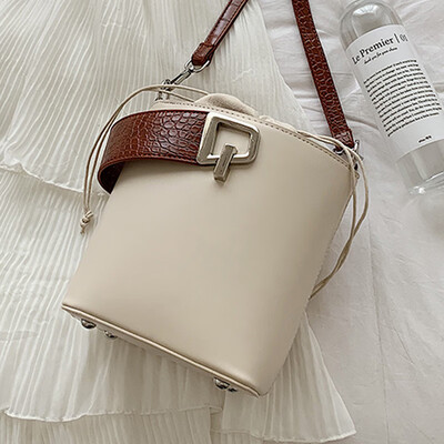 Summer womens bag tide 2019 new bag slanted 100 lap Korean version of single shoulder fashion handheld bucket bag
Summer womens bag tide 2019 new bag slanted 100 lap Korean version of single shoulder fashion handheld bucket bag