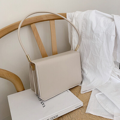 Small party bag female new Korean fashion wild shoulder bag casual retro portable Messenger bag tide
Small party bag female new Korean fashion wild shoulder bag casual retro portable Messenger bag tide