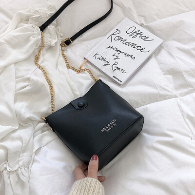 New bag female bag 2019 new wave Korean version of the simple Messenger bag fashion wild chain ocean gas bucket bag
New bag female bag 2019 new wave Korean version of the simple Messenger bag fashion wild chain ocean gas bucket bag