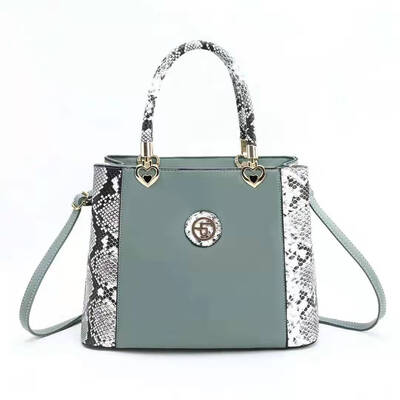 New fashion shoulder bag handbags ladies trend handbags Messenger bag ladies temperament big bag
New fashion shoulder bag handbags ladies trend handbags Messenger bag ladies temperament big bag