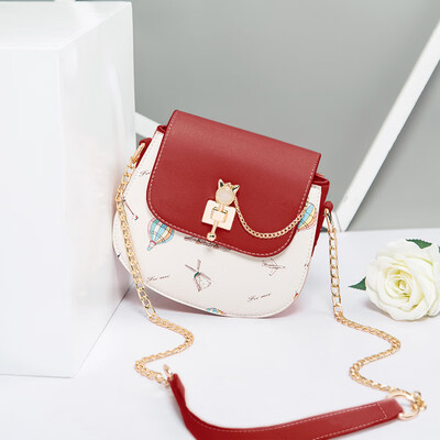 Summer girls Korean version of student chain shoulder straddle bags Baitie fashion summer small fresh
Summer girls Korean version of student chain shoulder straddle bags Baitie fashion summer small fresh