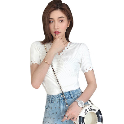 Summer Women Sexy V Neck T Shirts Slim Solid Color Tshirt Women Casual Short Sleeve Tops Female Clothing
Summer Women Sexy V Neck T Shirts Slim Solid Color Tshirt Women Casual Short Sleeve Tops Female Clothing