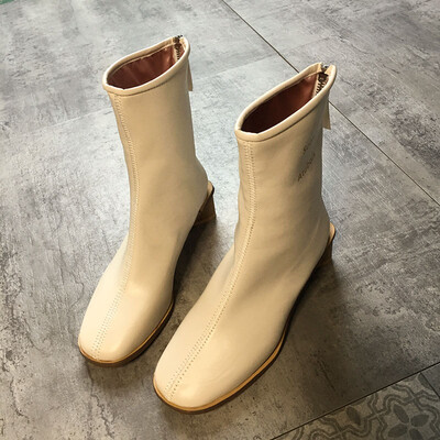 Net Red Martin Boots British Wind Autumn Fashion Hundred Shoes Back Zipper Round Head Coarse-heeled Locomotive Boots Tide
Net Red Martin Boots British Wind Autumn Fashion Hundred Shoes Back Zipper Round Head Coarse-heeled Locomotive Boots Tide