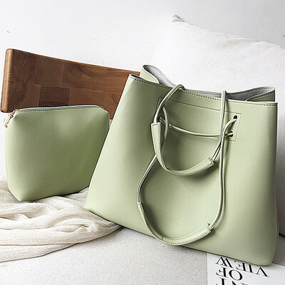 The new big bag woman 2019 Korean version is simple 100 lap handheld mother bag fashion large capacity single shoulder bag
The new big bag woman 2019 Korean version is simple 100 lap handheld mother bag fashion large capacity single shoulder bag