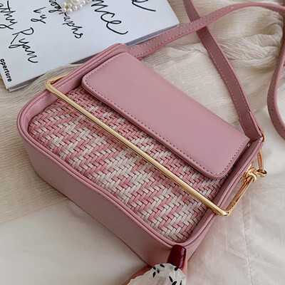 Summer 2019 new original wind diagonal small bag simple Joker straw small fresh beach small square bag
Summer 2019 new original wind diagonal small bag simple Joker straw small fresh beach small square bag