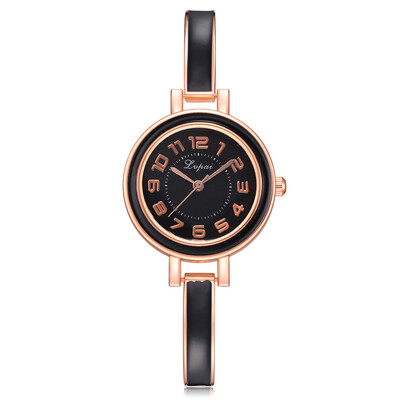 European&American style fashion small fresh ladies bracelet watch simple casual watch female models
European&American style fashion small fresh ladies bracelet watch simple casual watch female models