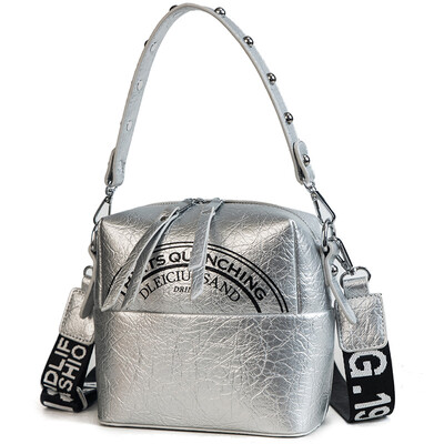 Semicircle letter printing pattern women crossbody bag Rivet hand strap shoulder bag zipper Cube pleated pu leather soft handbag
Semicircle letter printing pattern women crossbody bag Rivet hand strap shoulder bag zipper Cube pleated pu leather soft handbag
