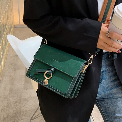 Broadband small bag female 2019 autumn new Korean version of the wild Messenger shoulder bag ins super fire with the small square bag
Broadband small bag female 2019 autumn new Korean version of the wild Messenger shoulder bag ins super fire with the small square bag