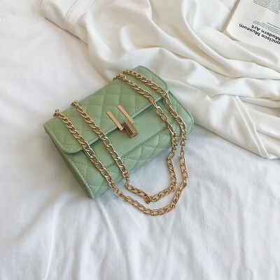2019 new Korean version of the simple&simple rhombic chain shoulder bag casual temperament Sen system wild Messenger small square bag
2019 new Korean version of the simple&simple rhombic chain shoulder bag casual temperament Sen system wild Messenger small square bag