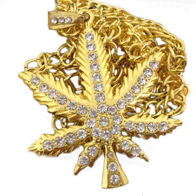 High Quality Europe Hiphop Jewelry Necklace Cannabina Leaves Nightclub Bar Singers Punk Cool Pendant Necklace
High Quality Europe Hiphop Jewelry Necklace Cannabina Leaves Nightclub Bar Singers Punk Cool Pendant Necklace
