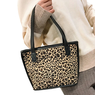 New Fashion Women Faux Suede Handbag Leopard Print Solid Large Capacity Shopping Shoulder Bag Tote BlackBrownKhaki
New Fashion Women Faux Suede Handbag Leopard Print Solid Large Capacity Shopping Shoulder Bag Tote BlackBrownKhaki