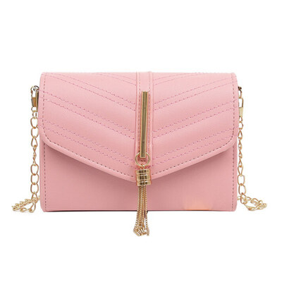 Fringe small square bag Lingge embroidery line wild single shoulder Messenger bag French bag 2019 new fashion wild single
Fringe small square bag Lingge embroidery line wild single shoulder Messenger bag French bag 2019 new fashion wild single