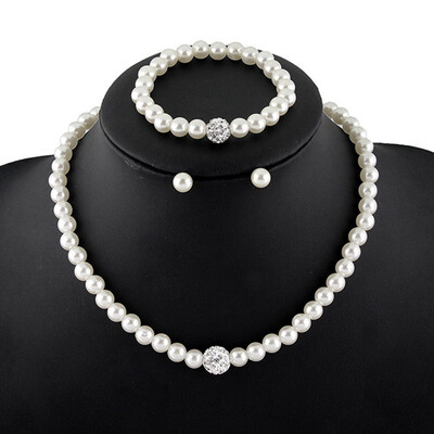 Charm Crystal Pearl Beads Bracelet Stud Earring Wedding Necklace Set Jewelry Accessories
Charm Crystal Pearl Beads Bracelet Stud Earring Wedding Necklace Set Jewelry Accessories