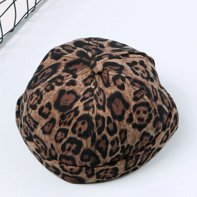 New autumn-winter retro leopard-print landlord Hat Lady Street personality hip-hop cucumber peel cap lattice pumpkin hat Chao girl
New autumn-winter retro leopard-print landlord Hat Lady Street personality hip-hop cucumber peel cap lattice pumpkin hat Chao girl