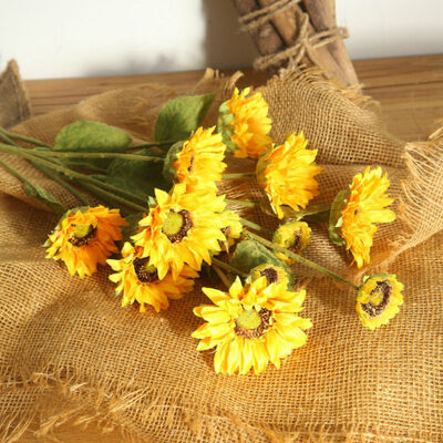Vivid Big Flowers Artificial Sunflower Vibrant Fake Flower Big Bloom Wedding Sunflower Home Garden Fence Park Decoration 1Pc
Vivid Big Flowers Artificial Sunflower Vibrant Fake Flower Big Bloom Wedding Sunflower Home Garden Fence Park Decoration 1Pc
