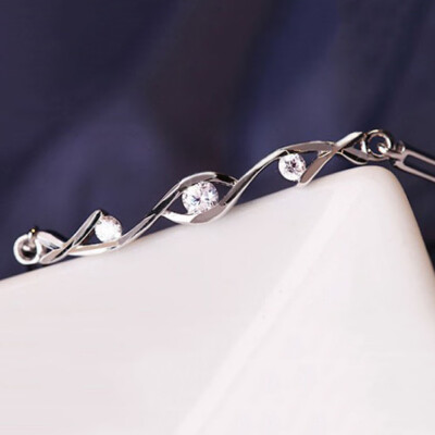 Top Quality Sparkling Cubic Zirconia Round&Teardrop CZ Zircon Bracelet Adjustable for Women
Top Quality Sparkling Cubic Zirconia Round&Teardrop CZ Zircon Bracelet Adjustable for Women