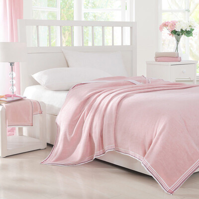DAPU blanket home textiles combed Egyptian long-staple cotton A class towel was double terry cover blanket warm blanket plain stripes light blue 1200g 150 * 200cm
DAPU blanket home textiles combed Egyptian long-staple cotton A class towel was double terry cover blanket warm blanket plain stripes light blue 1200g 150 * 200cm