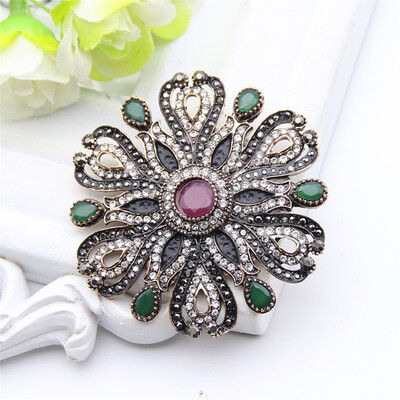 Gorgeous Rhinestone Brooches pins For Women Flower Resin Crystal Broches Brooch Turkish Lapel Hijab Pins Indian Bride Jewelry
Gorgeous Rhinestone Brooches pins For Women Flower Resin Crystal Broches Brooch Turkish Lapel Hijab Pins Indian Bride Jewelry