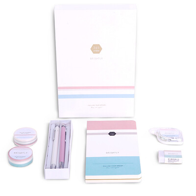 Deli deli 48K hardcover student stationery gift set 7 piece set rouge red 68889A
Deli deli 48K hardcover student stationery gift set 7 piece set rouge red 68889A