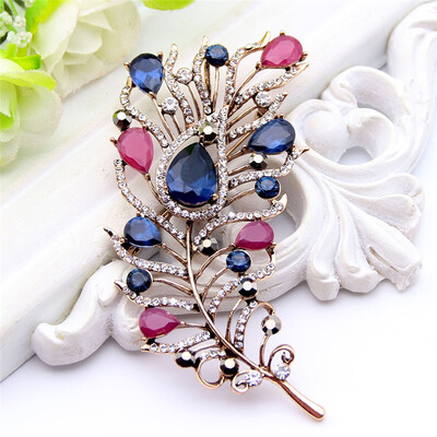 Exquisite Turkish Women Flower Brooch Pin Vintage Feather Design Resin Jewelry Pins Antique Gold Color Leaf Brooches Broches
Exquisite Turkish Women Flower Brooch Pin Vintage Feather Design Resin Jewelry Pins Antique Gold Color Leaf Brooches Broches