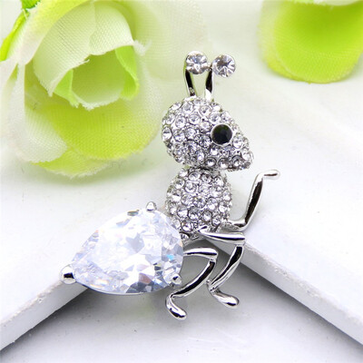 Cute Women Ant Brooch Pin Rhinestone Big crystal Jewelry Gold Color Animal Brooches Broches Lady Lapel Scarf Pin Ant Men Badge
Cute Women Ant Brooch Pin Rhinestone Big crystal Jewelry Gold Color Animal Brooches Broches Lady Lapel Scarf Pin Ant Men Badge