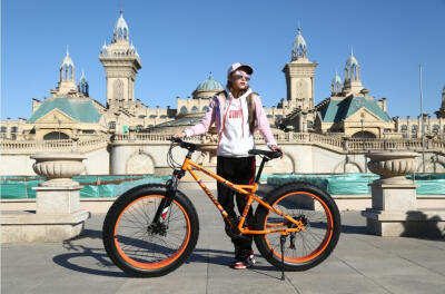 7/21/24/27 Speed 26x4.0" Fat bike Mountain Bike Snow Bicycle Shock Suspension Fork bicicleta
7/21/24/27 Speed 26x4.0" Fat bike Mountain Bike Snow Bicycle Shock Suspension Fork bicicleta