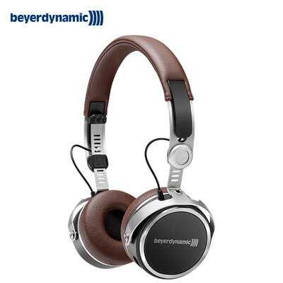 Beyerdynamic Beyerdynamic AVENTHO WIRELESS Avato high-end personalized Bluetooth portable headset 32 ohm brown
Beyerdynamic Beyerdynamic AVENTHO WIRELESS Avato high-end personalized Bluetooth portable headset 32 ohm brown