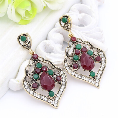 Vintage Resin Dangle Earring Bohemia Antique Gold Color Turkish Women Hollow Flower Jewelry India Bride Plus Size Drop Earrings
Vintage Resin Dangle Earring Bohemia Antique Gold Color Turkish Women Hollow Flower Jewelry India Bride Plus Size Drop Earrings