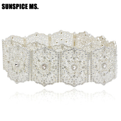 Fashion Women Flower Belly Chains Adjust Length Silver Color Crytal Wide Waist Chain Indian Jewelry Bohemia Ethnic Wedding Belt
Fashion Women Flower Belly Chains Adjust Length Silver Color Crytal Wide Waist Chain Indian Jewelry Bohemia Ethnic Wedding Belt