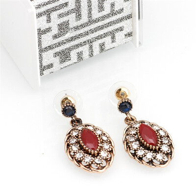 Vintage Boho Jewelry Small Resin Dangle Earrings Antique Gold Color Bohemia Ethnic Party Wedding Bijoux Turkish Retor Gift 2018
Vintage Boho Jewelry Small Resin Dangle Earrings Antique Gold Color Bohemia Ethnic Party Wedding Bijoux Turkish Retor Gift 2018