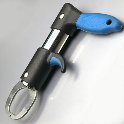 Gun type stainless steel handle for controlling fish Fish clamp Vice Clamp Fishing gear pincers
Gun type stainless steel handle for controlling fish Fish clamp Vice Clamp Fishing gear pincers