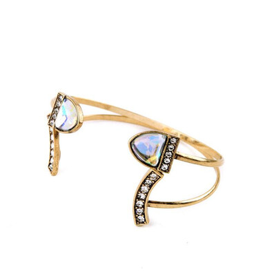 Aiyaya Elegant Vingate Fashion Jewelry Cubic Zircon Arc Double Clear 10kt Gold Plated Cuff Bracelets
Aiyaya Elegant Vingate Fashion Jewelry Cubic Zircon Arc Double Clear 10kt Gold Plated Cuff Bracelets