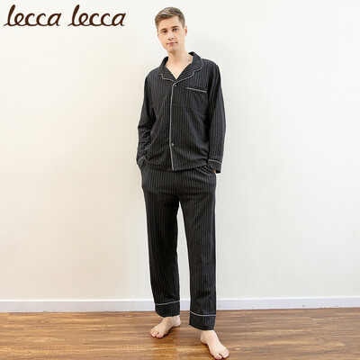 Lecca lecca Lakrica couple pajamas womens autumn long sleeve cardigan suit mens striped cotton home service V-neck casual simple LC171M-MT0060 mens black&white white
Lecca lecca Lakrica couple pajamas womens autumn long sleeve cardigan suit mens striped cotton home service V-neck casual simple LC171M-MT0060 mens black&white white