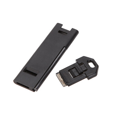 Outdoor Portable Water Resistant Travel Survival Whistle Emergency Magnesium Stone Flint Fire Starter Lighter Maker Kit
Outdoor Portable Water Resistant Travel Survival Whistle Emergency Magnesium Stone Flint Fire Starter Lighter Maker Kit