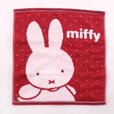 Золотое полотенце домашний текстиль Miffy хлопок twist двойной квадрат мультфильма с одним красным 36 * 34 см
Золотое полотенце домашний текстиль Miffy хлопок twist двойной квадрат мультфильма с одним красным 36 * 34 см