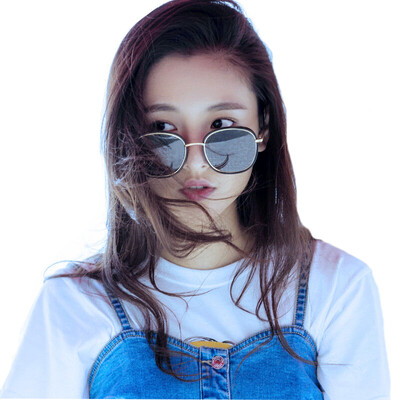 Wei Gang VEGOOS 6113 polarized sunglasses female models retro bright driving mirror mirror sunglasses marble box Barbie Purple
Wei Gang VEGOOS 6113 polarized sunglasses female models retro bright driving mirror mirror sunglasses marble box Barbie Purple